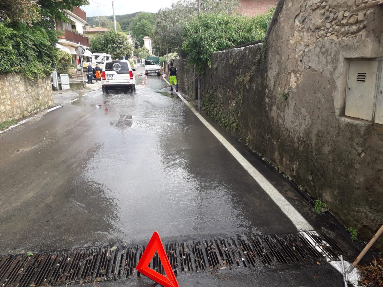Maltempo: bomba d'acqua che ha devastato diversi Comuni. Zaia: "Danni ingenti, martoriato il distretto del vino della Valpolicella".
