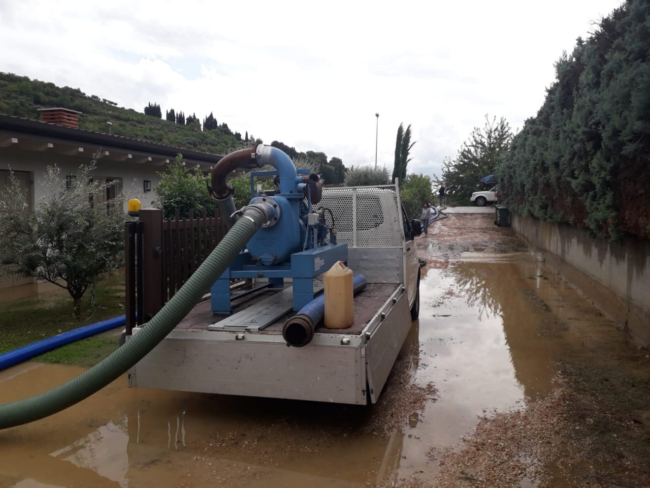 Maltempo: bomba d'acqua che ha devastato diversi Comuni. Zaia: "Danni ingenti, martoriato il distretto del vino della Valpolicella".