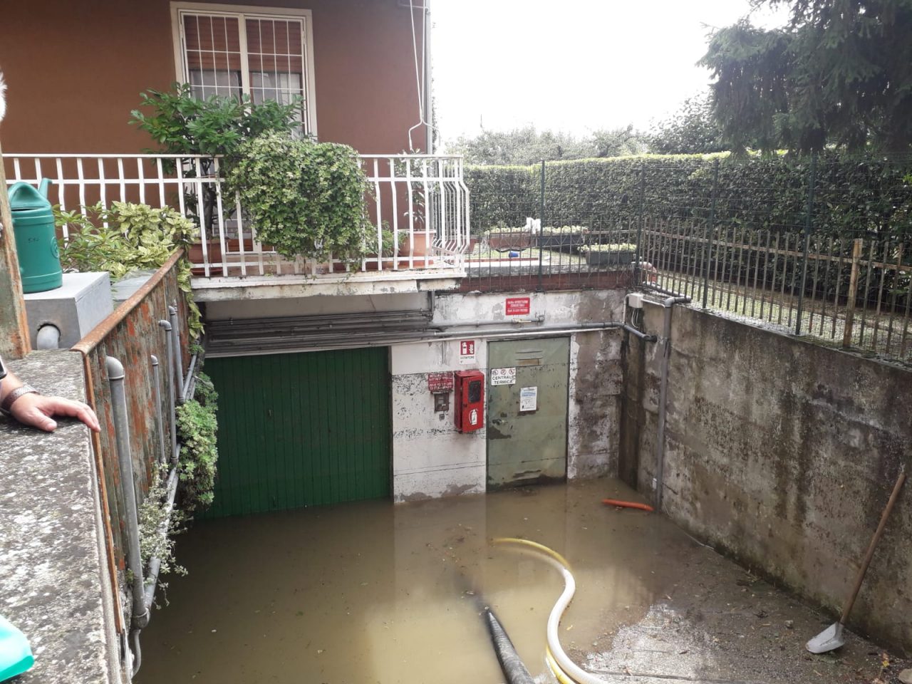 Maltempo: bomba d'acqua che ha devastato diversi Comuni. Zaia: "Danni ingenti, martoriato il distretto del vino della Valpolicella".
