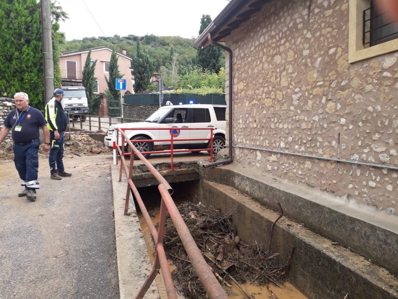 Maltempo: bomba d'acqua che ha devastato diversi Comuni. Zaia: "Danni ingenti, martoriato il distretto del vino della Valpolicella".