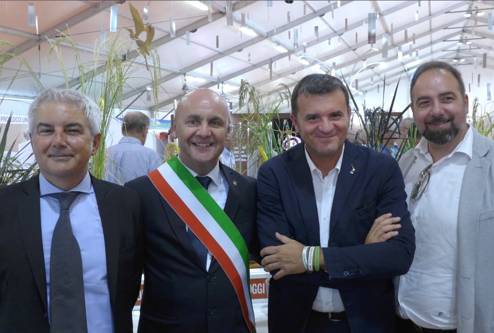 Il ministro Gian Marco Centinaio alla Fiera del Riso