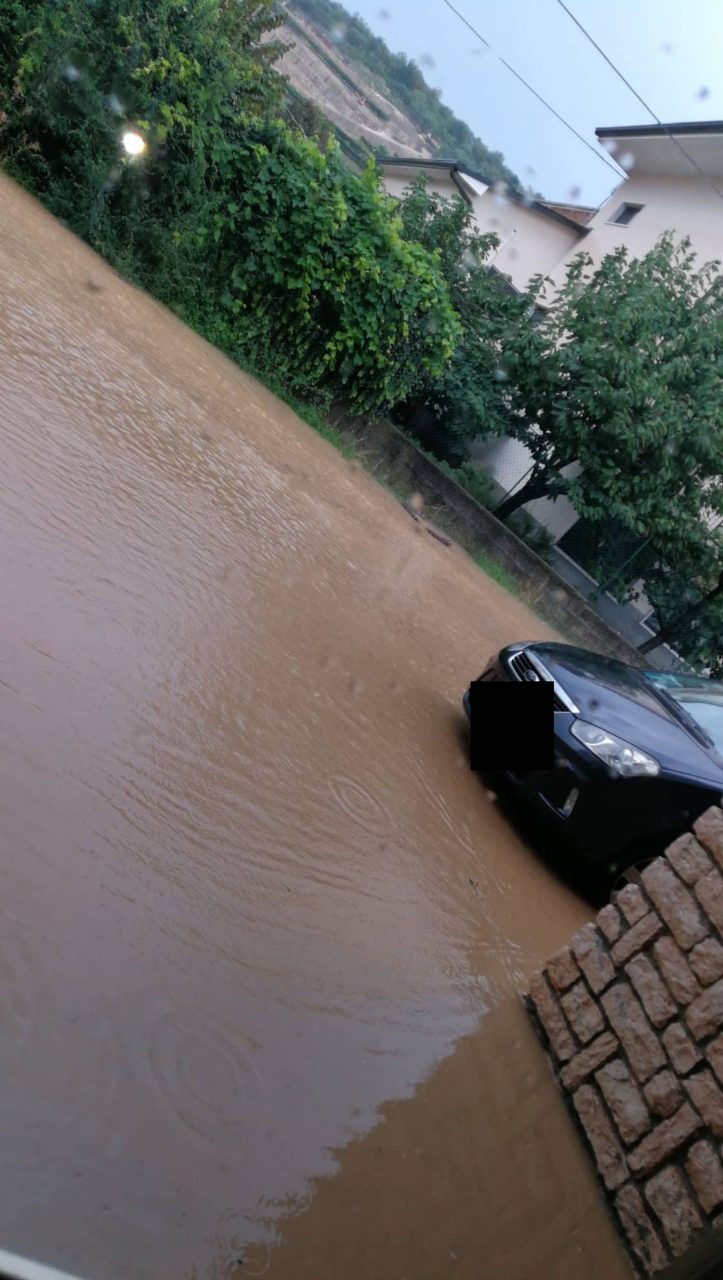 Danni da maltempo: nubifragio in Valpolicella. Arrivano in queste ore i bollettini delle varie zone colpite dalle bombe d'acqua di questi giorni.