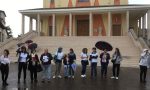 Flash mob a Povegliano per chiedere la riapertura della biblioteca FOTO e VIDEO