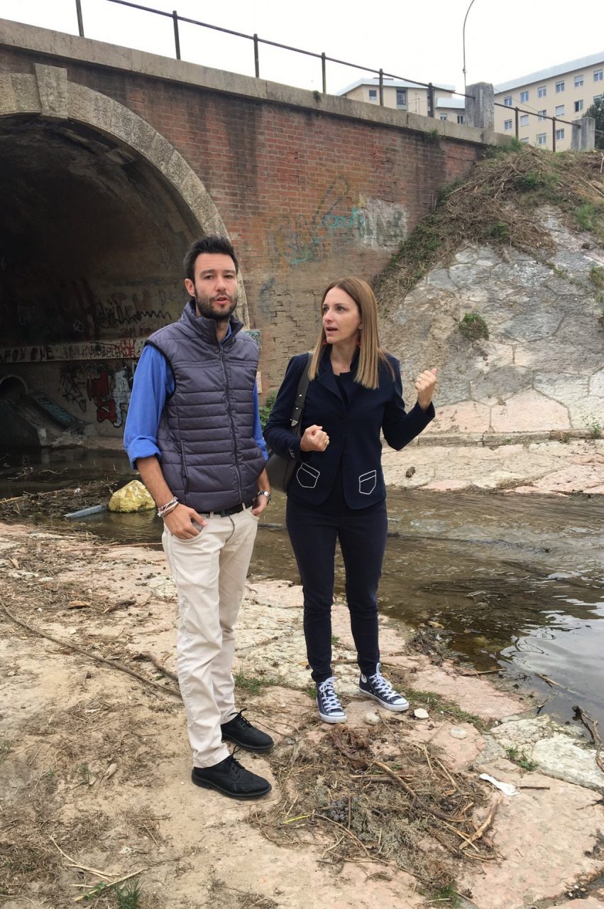 Pulizia sul lungadige Attiraglio. Settimana di lavori dove sono stati avviati, da Amia, le attività di sfalcio e pulizia dell’alzaia alta e bassa. L’intervento interesserà la zona fino a venerdì.