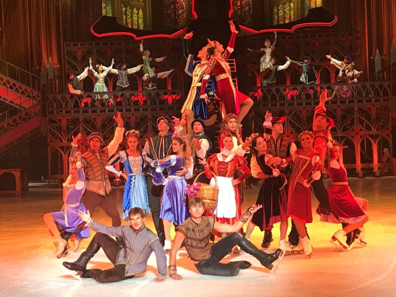 Toto Cutugno ospite al musical sul ghiaccio