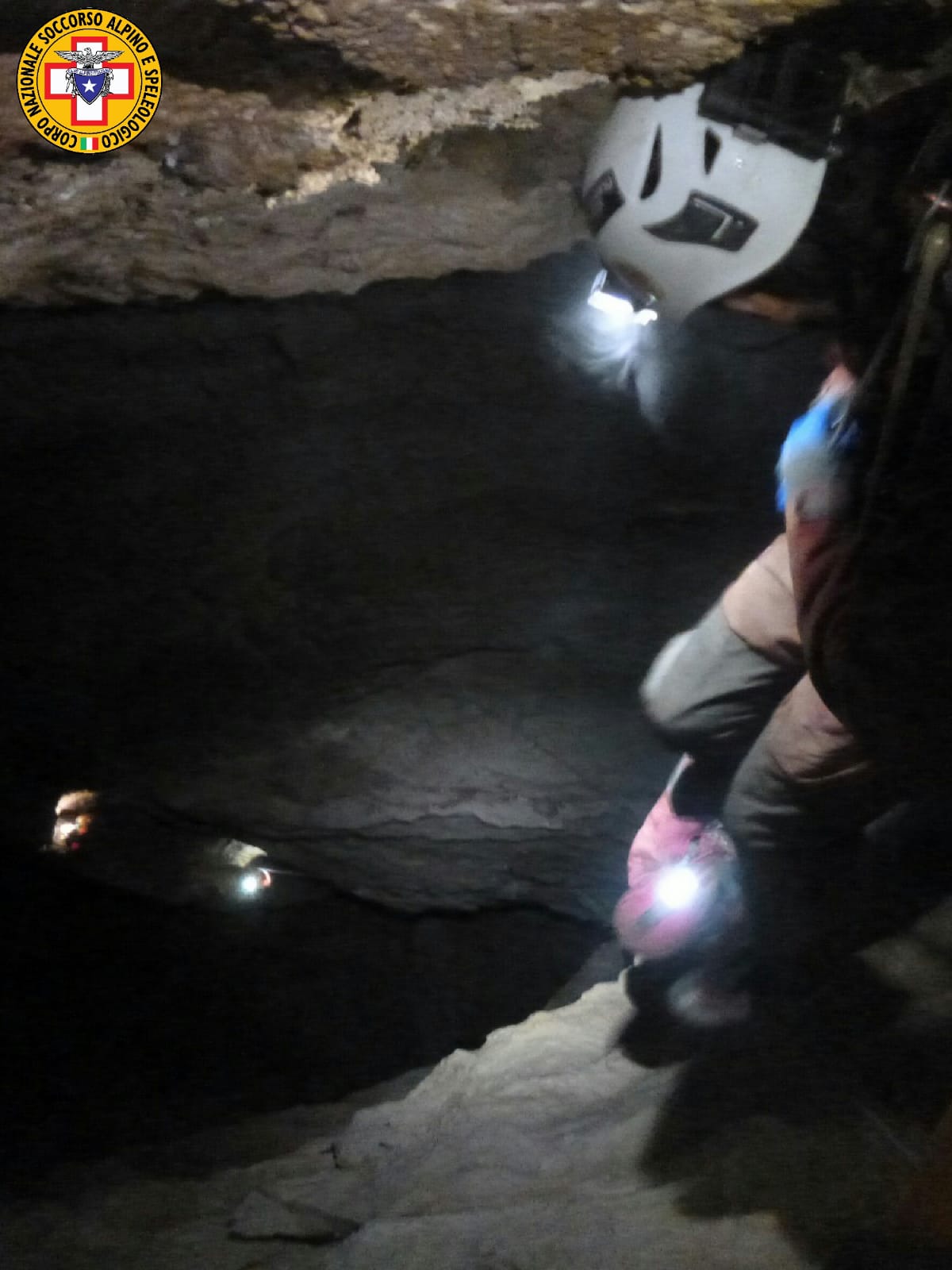 Soccorso in grotta. Esercitazione congiunta in Slovenia alla massim (5)