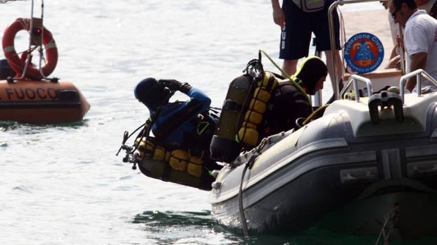 Sub disperso nel lago di Garda dopo aver tentato record di immersione