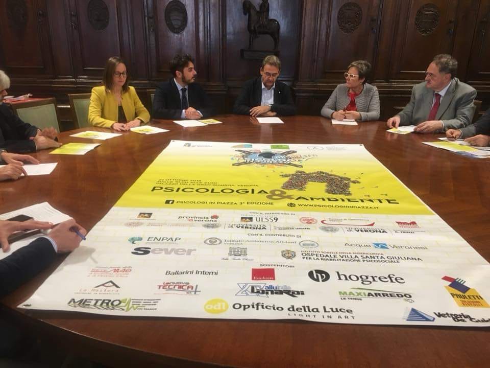 Psicologi e Architetti scendono in piazza a Verona