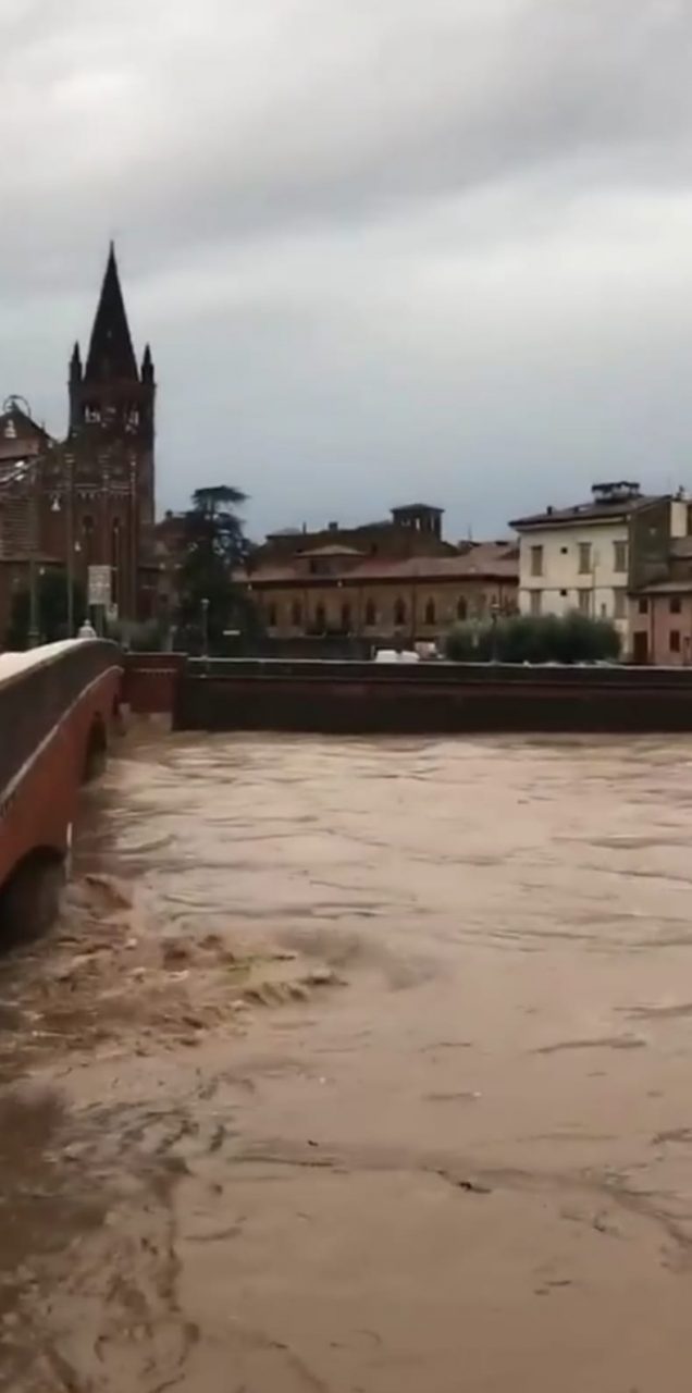 Maltempo è allerta per la piena dell’Adige
