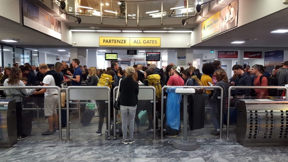 Sciopero generale, possibili disagi anche all’aeroporto di Verona