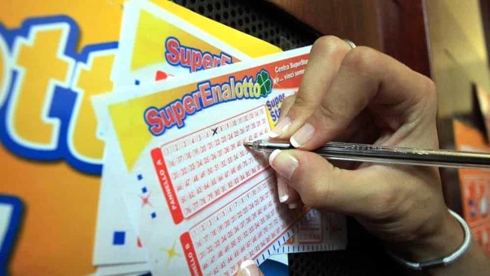 Superenalotto, sfiorata la sestina vincente