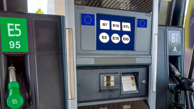 Da oggi nei distributori nuove etichette carburanti con le sigle europee