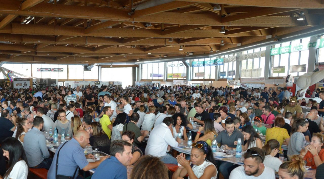 Furto alla Fiera del Riso, gli addetti alla sicurezza svuotano la cassa