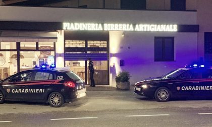 Svaligiano la cassa della piadineria, ma i carabinieri li rintracciano e li arrestano