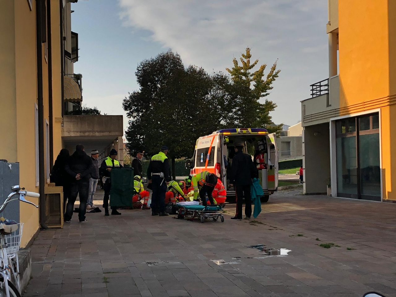 Malore a Villafranca, elisoccorso a Madonna del Popolo