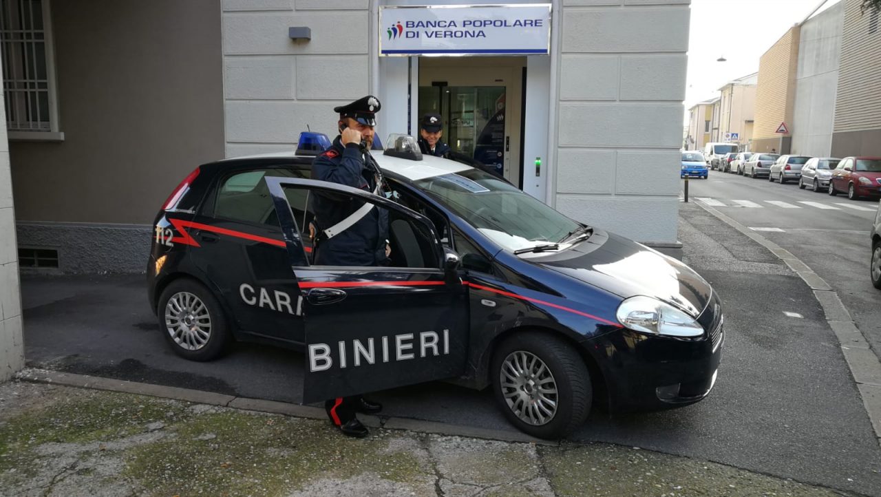 Documenti falsi, in manette una donna