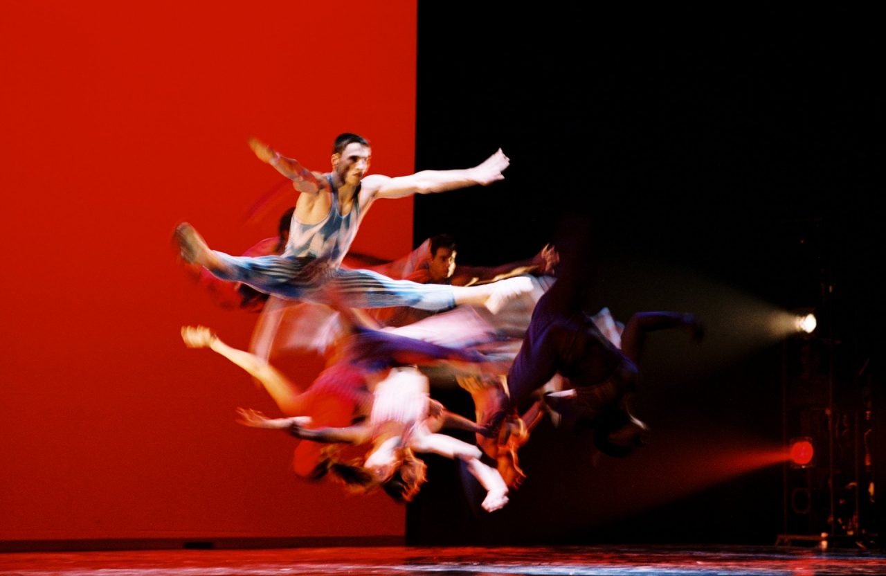 Aeros danza con i campioni della Federazione romena