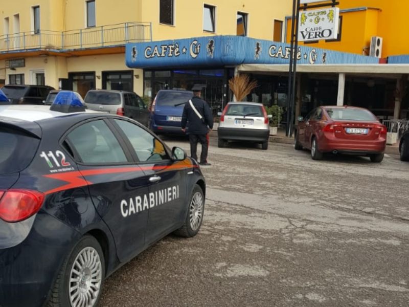 Ubriaco e aggressivo, in manette un 41ennne