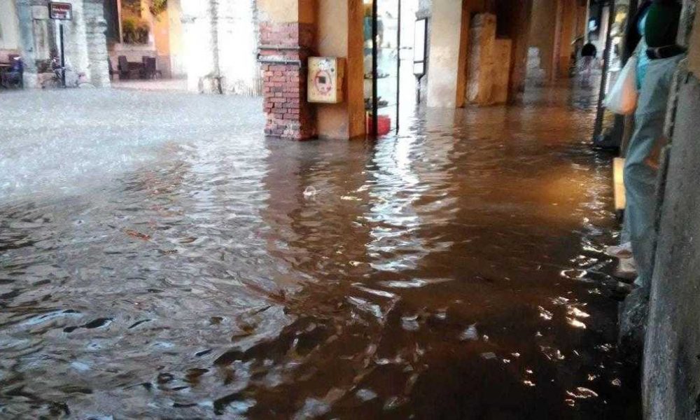 Sicurezza idraulica Porta Borsari, parte il cantiere finale: bus e ingresso in Ztl sempre garantiti