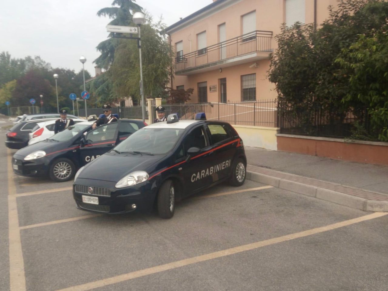 Furto, rapina e aggressione ai carabinieri: arrestato un 22enne