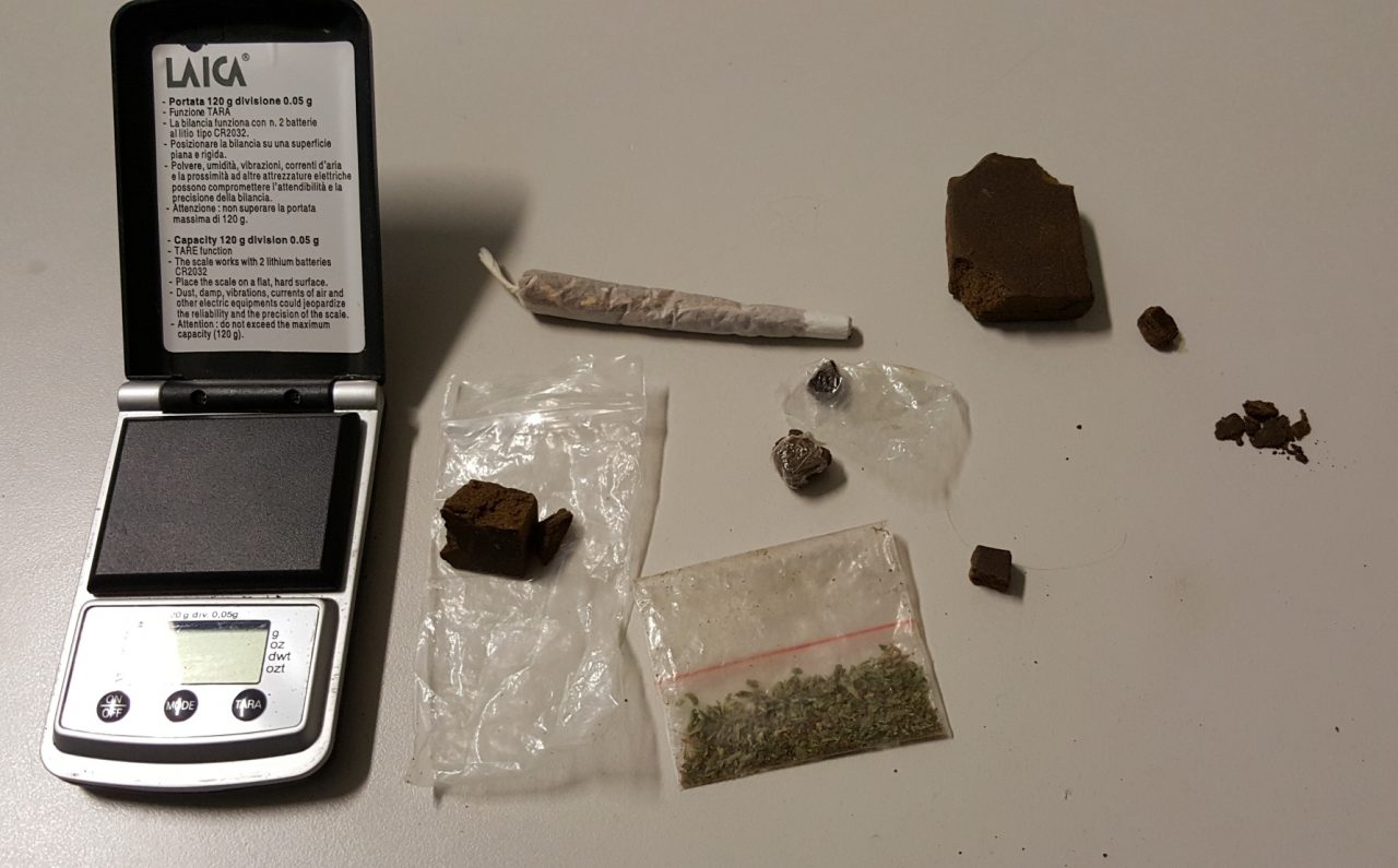 Scuole sicure: droga sequestrata