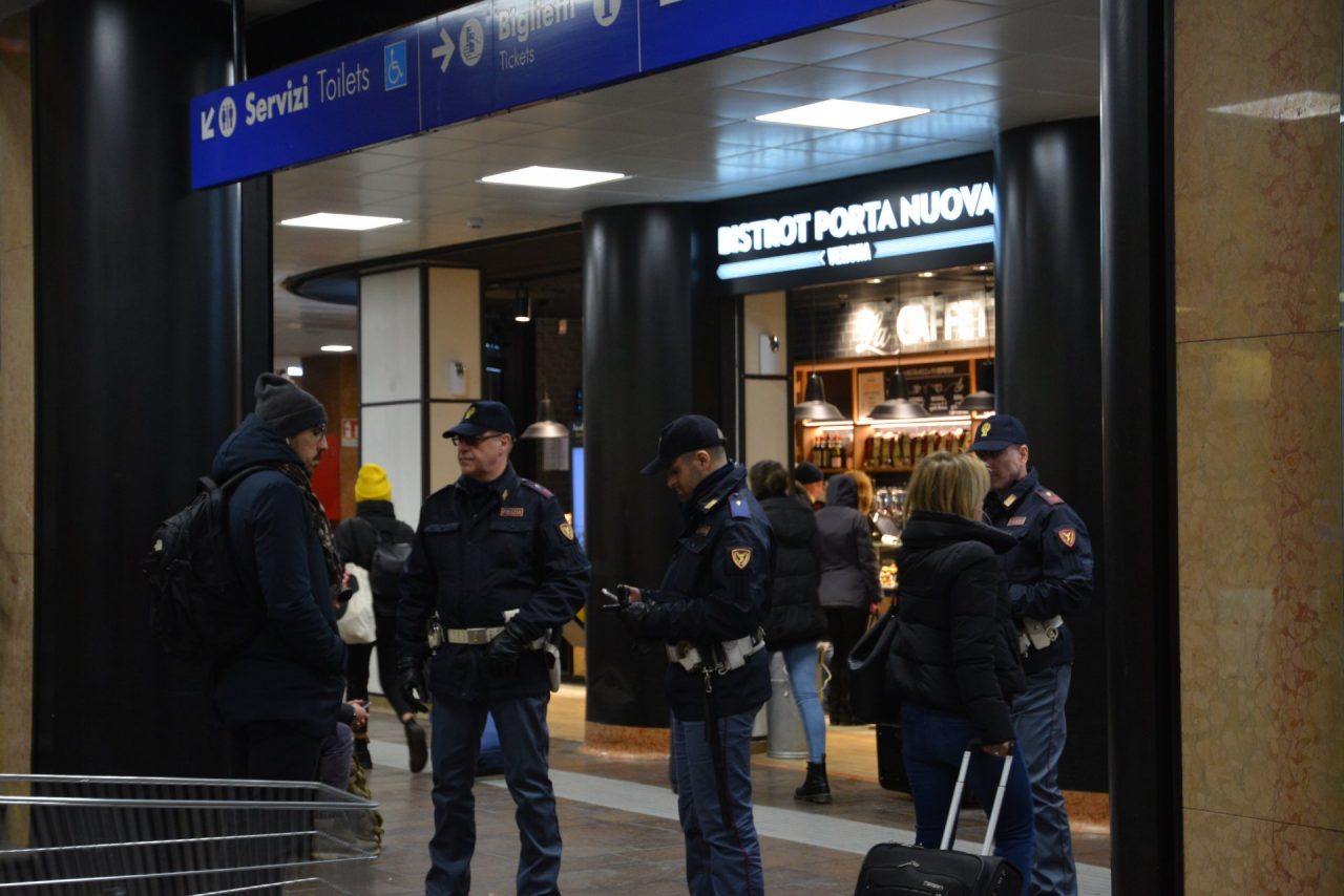 Controlli a tappeto in stazione, arrestati un omicida e un ladro