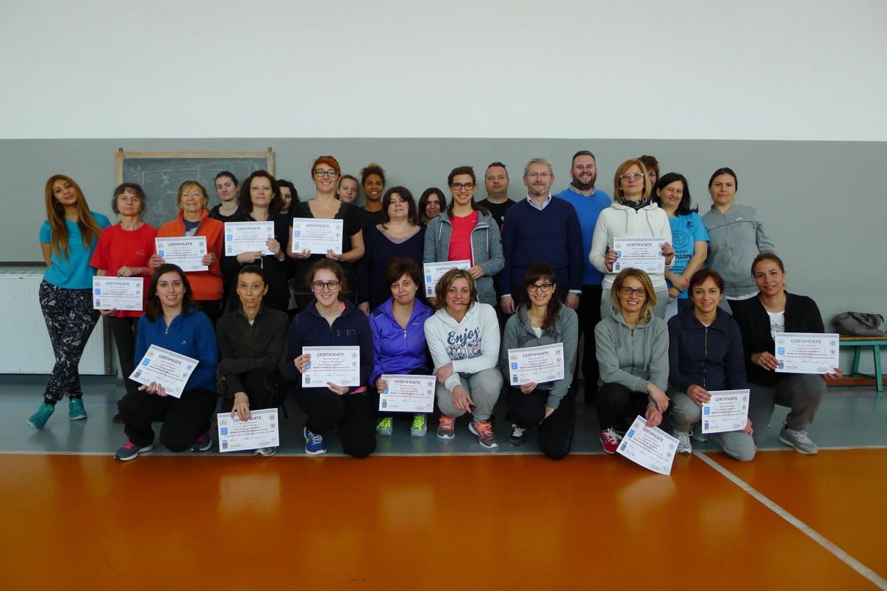 Corso gratuito di difesa personale