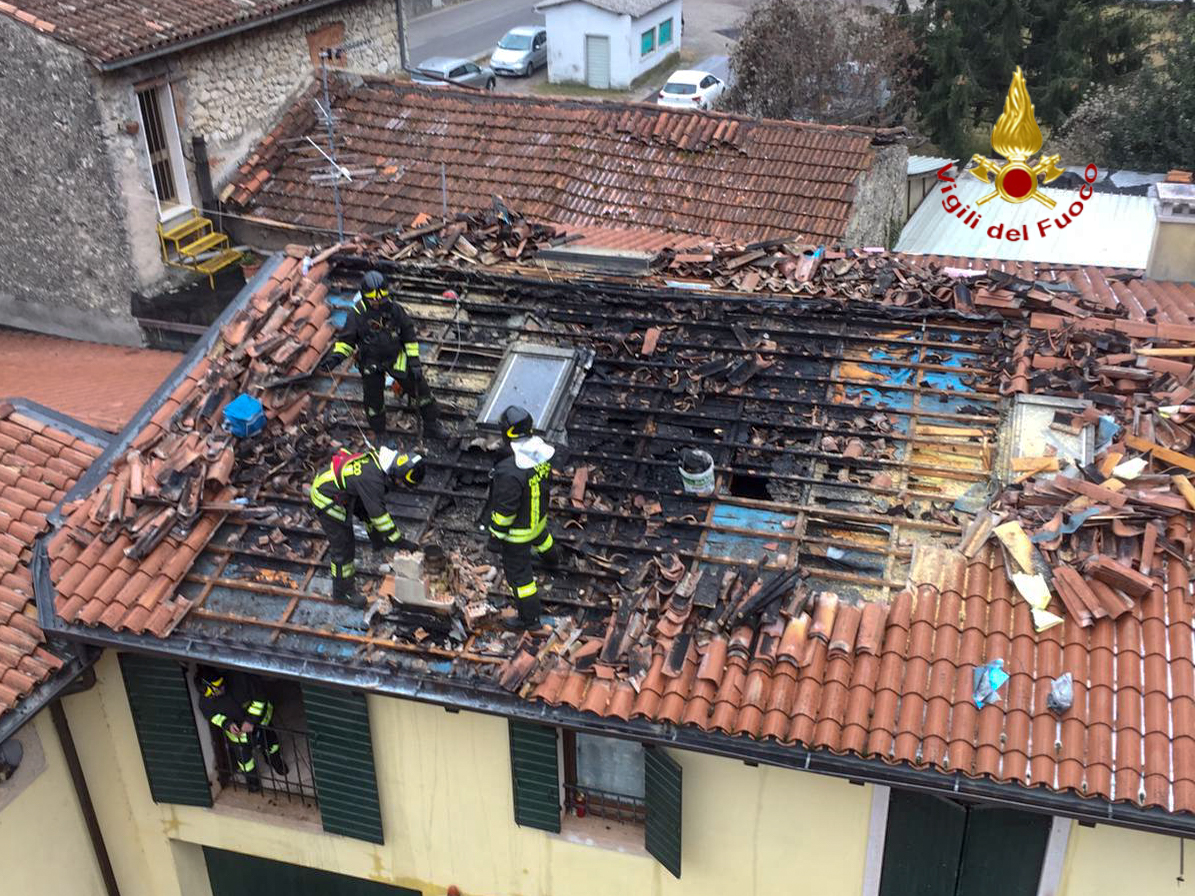 Incendio a Grezzana