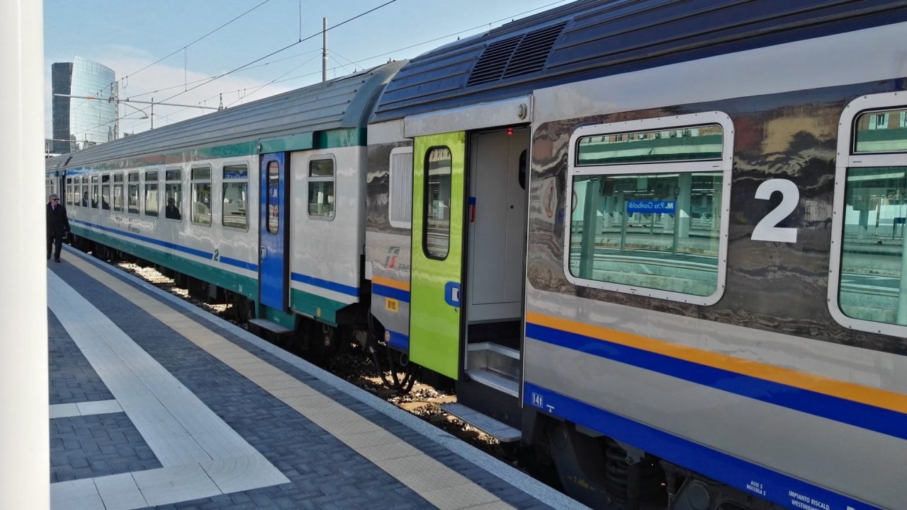 Sciopero venerdì 25 ottobre: a rischio metro, bus e tram