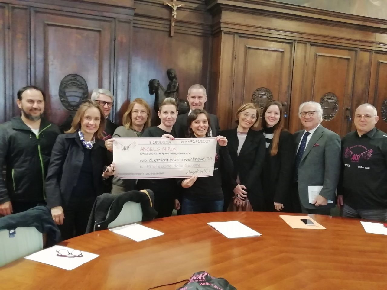 Runner donano 2300 euro per le donne vittime di violenza