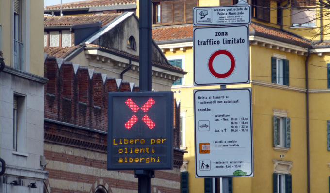 Accesso libero alla Ztl e agevolazioni in piazzetta Pescheria