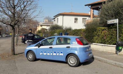 Prova a rubare dal furgone DHL, arrestato