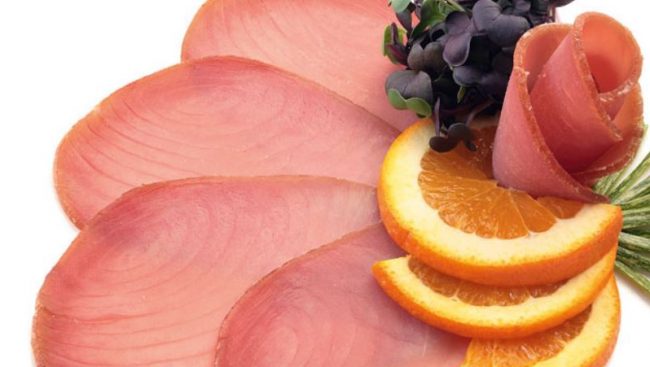 Salmone norvegese affumicato richiamato dal mercato per listeria