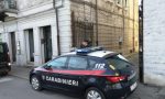 Minaccia, aggredisce e rapina la compagna: arrestato a Verona