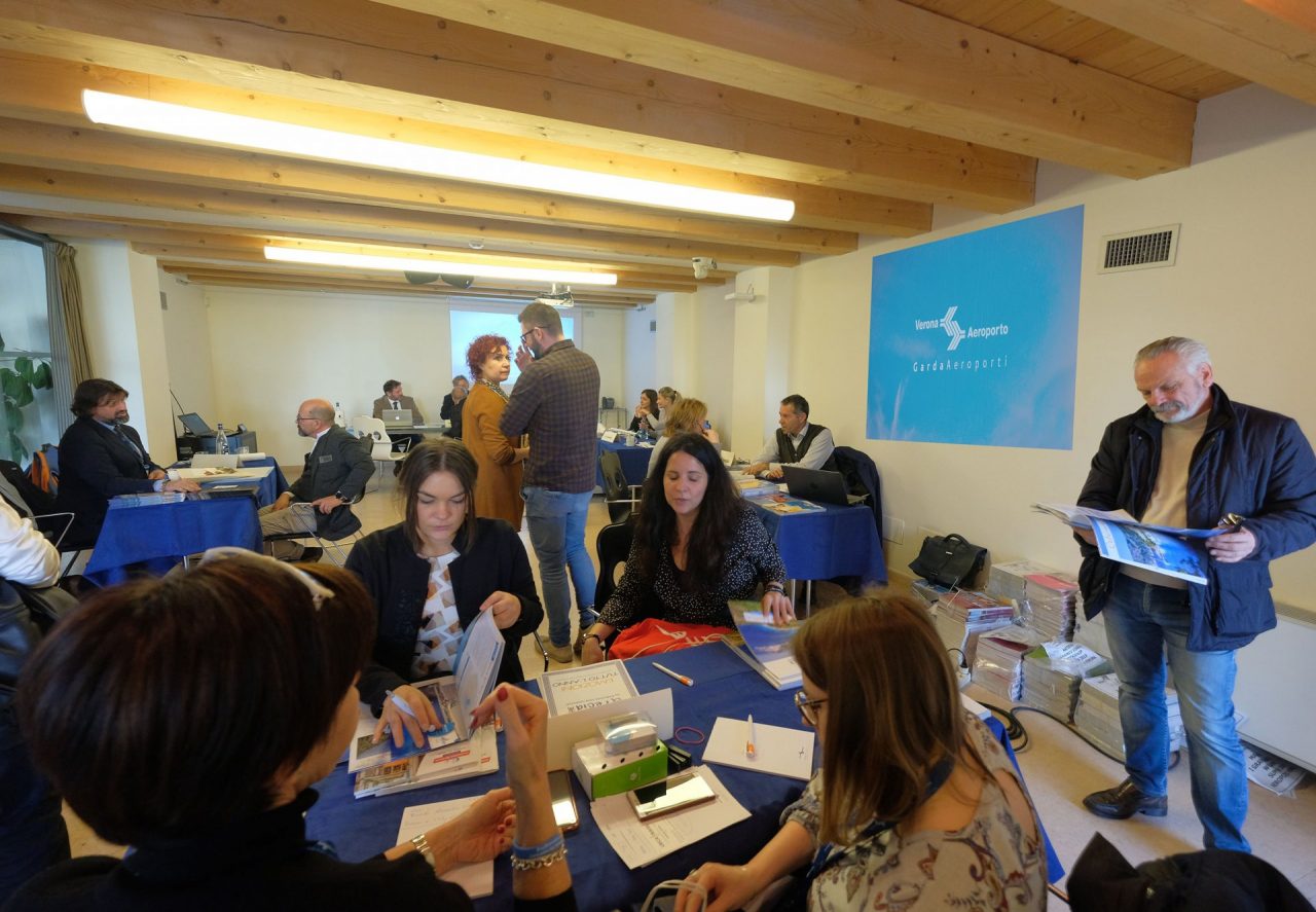 Aeroporto Catullo, presentata la programmazione estiva: ecco le novità