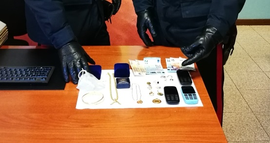 Truffa incidenti stradali a Bussolengo: “Sua figlia è nei guai, ci dia i gioielli”