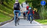 Ciclabili, l'ambizioso piano della Regione per le ciclovie del Garda e del Sole