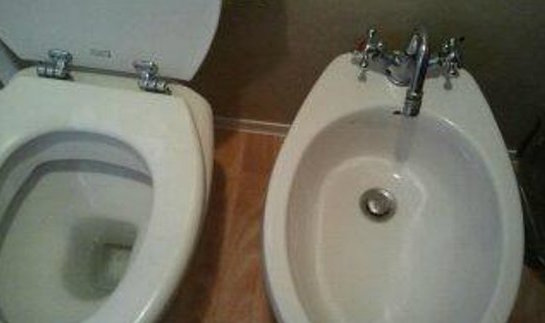 Si taglia con il bidet e muore dissanguato ecco chi era