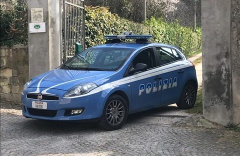 Deve andare in galera ma si registra al b&b: arrestato