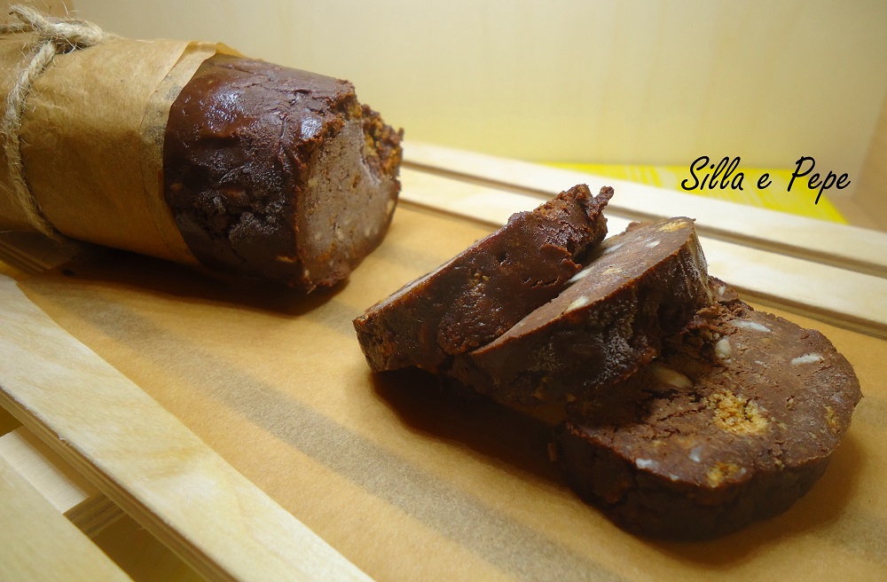 Salame di cioccolato ricetta per golosi senza sensi di colpa