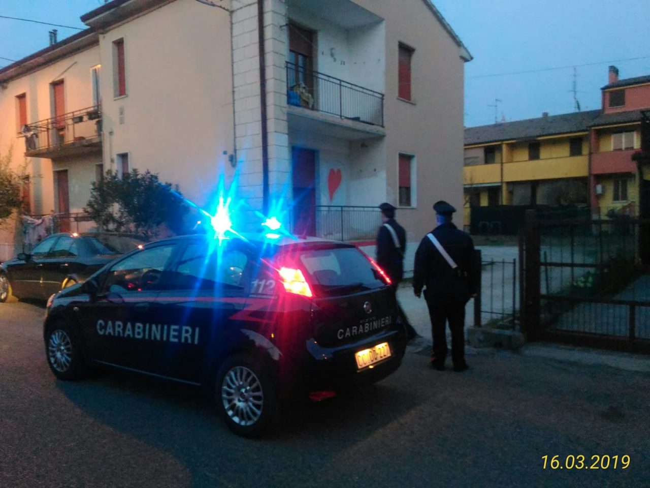 Fermato per un controllo si rivela essere uno spacciatore: arrestato 28enne