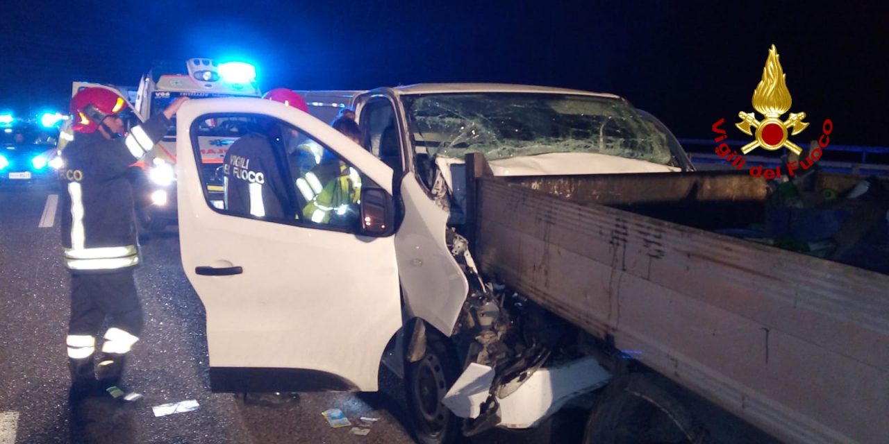 Tamponamento in A31, due feriti FOTO