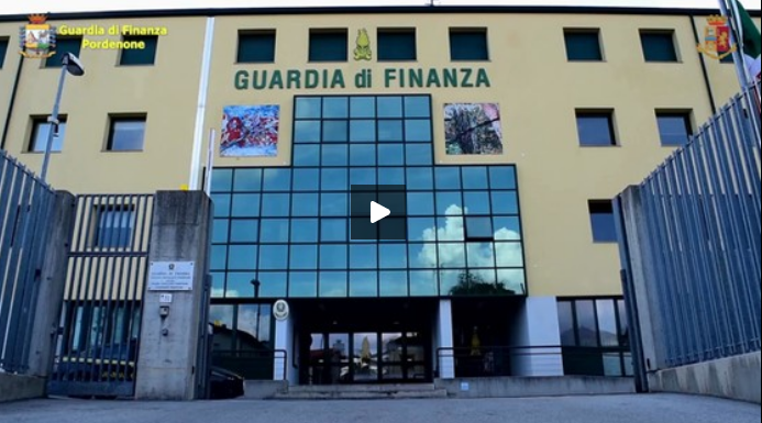 Operazione Car Lifting auto di lusso 210 truffati in Veneto