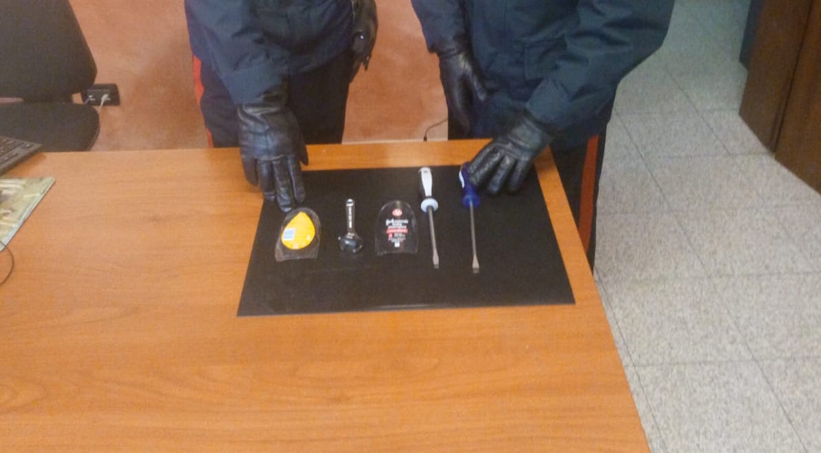 Tentato furto a Bussolengo le ladre nascondono oggetti da scasso in mutande e reggiseno