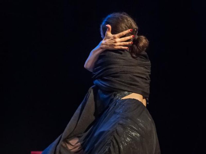 Spettacolo teatrale in Borgo Roma contro la violenza sulle donne
