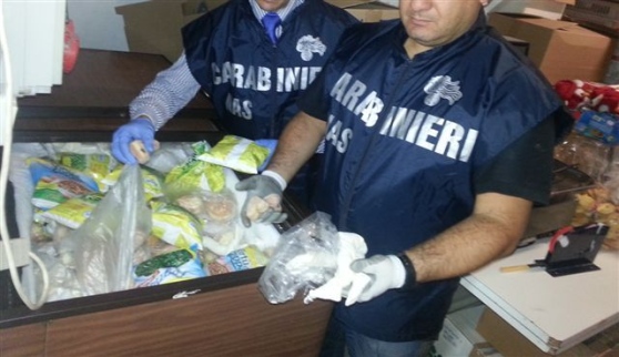 Pesce di dubbia provenienza a Verona sequestro dei Nas