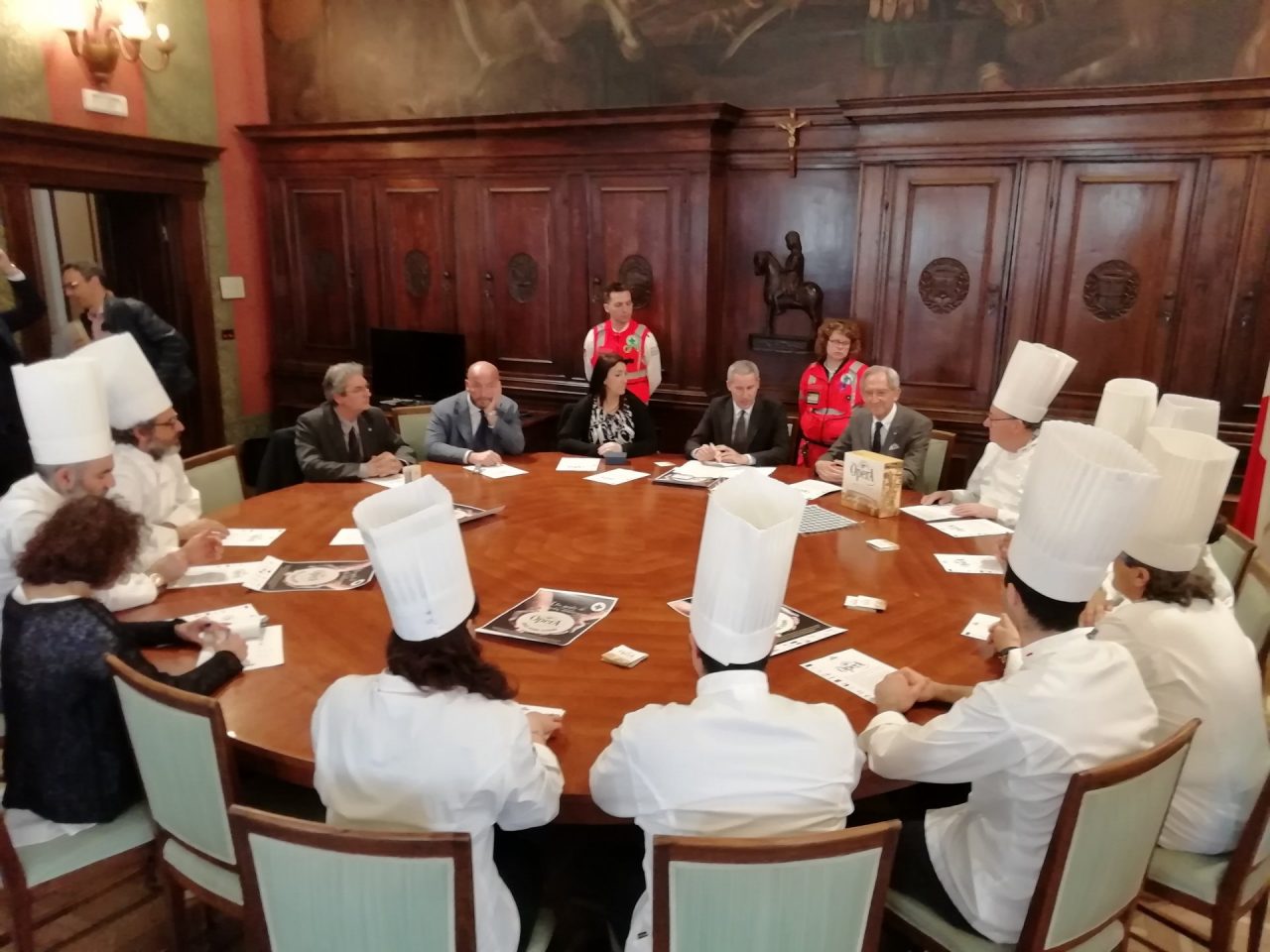 Il nuovo dolce delle Pasticcerie d’Elite sostiene la Croce Verde