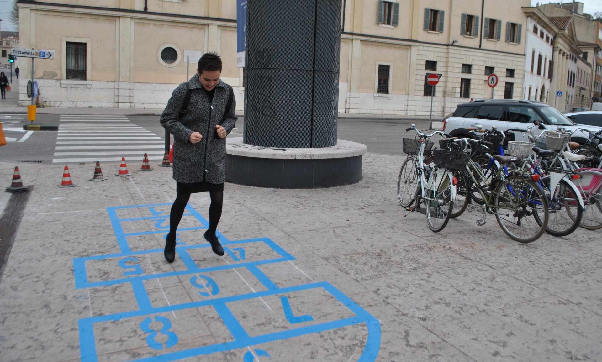 Gioco della campana nei quartieri di Verona