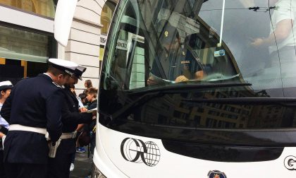 Troppe irregolarità, bloccato bus della gita scolastica