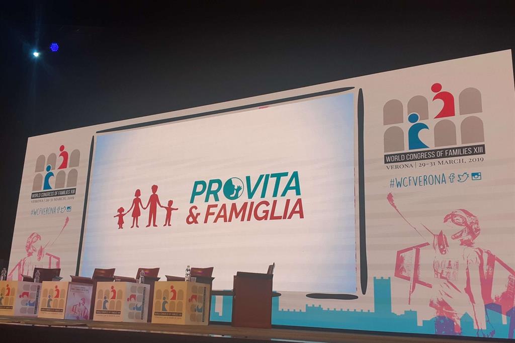 Ultimo giorno del Congresso, oggi grande corteo finale